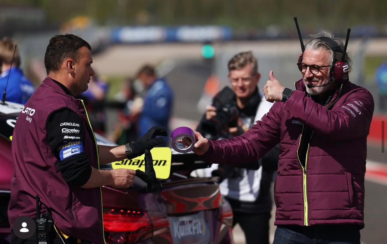 Pit lane access — team principals during race weekend